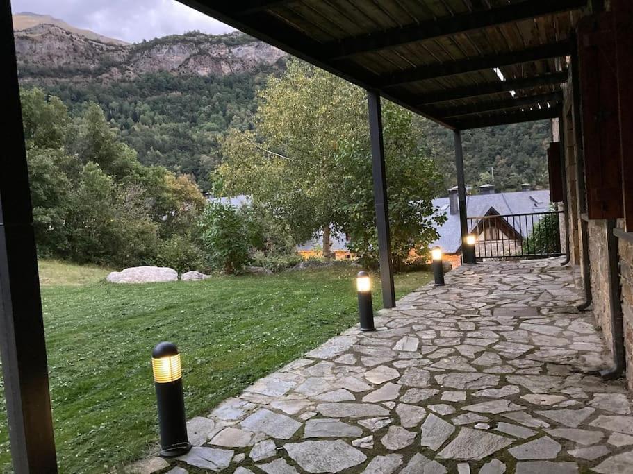 Elegante Apartamento En Escarrilla Con Vistas Al Valle Bagian luar foto